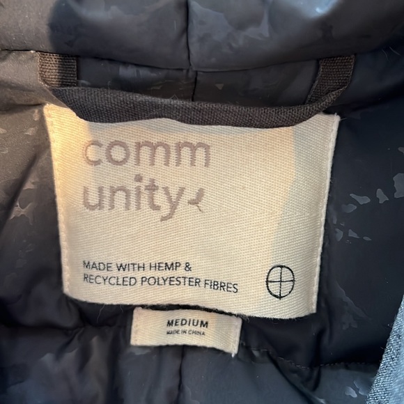 Community Down-Filled Grey Parka Coat (Aritzia) - Picture 4 of 4